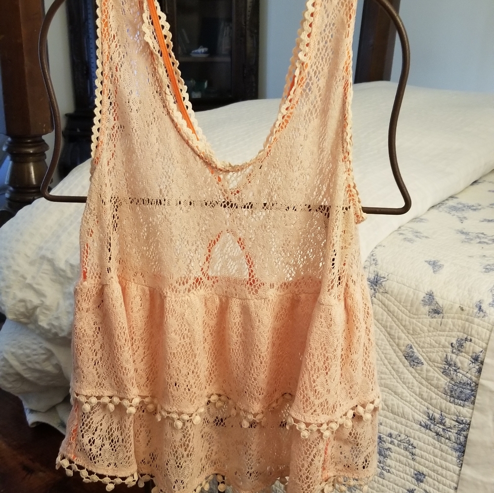 Lace top - Picture 2 of 3